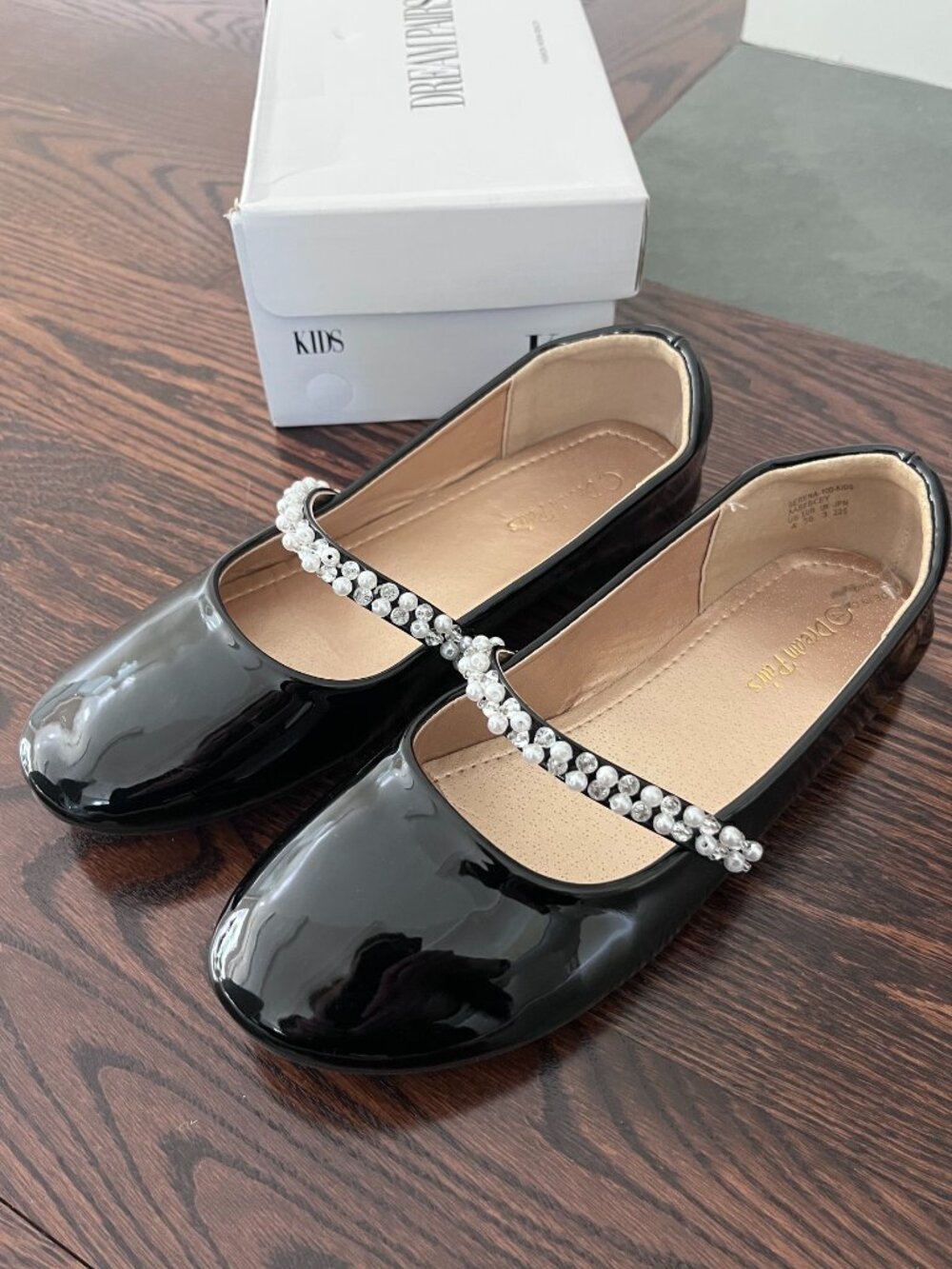 DREAM PAIRS Girls Dress Shoes - Flats
